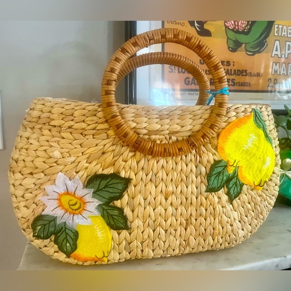 Lemon Embroidered Straw Travel Bag - Picture 1 of 4